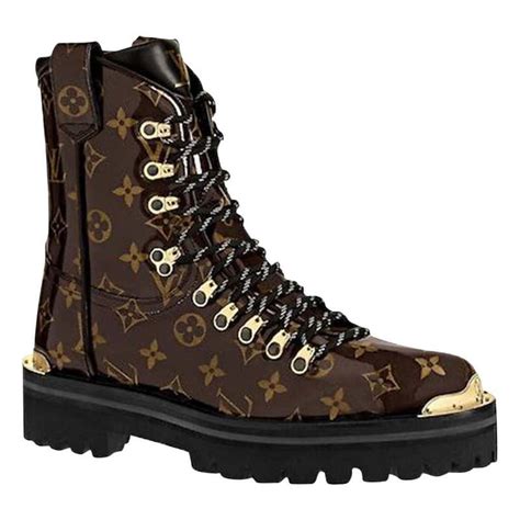 louis vuitton shoes mens sale|Louis Vuitton men's boots.